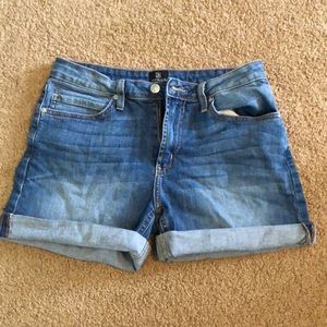 Amazing denim shorts